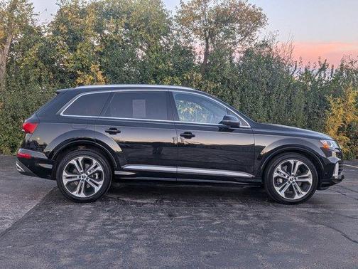 2022 Audi Q7 55 Prestige