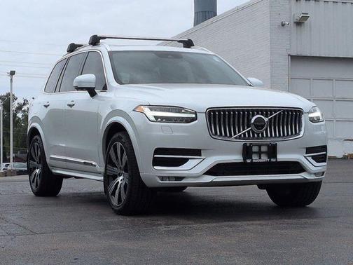 White 2020 Volvo XC90 T6 Inscription 6 Passenger
