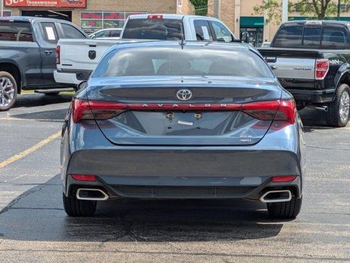 2021 Toyota Avalon XLE