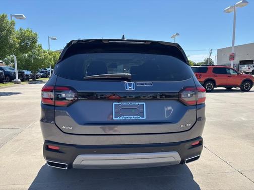 2025 Honda Pilot Elite