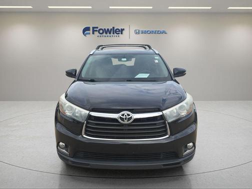 Attitude Black 2015 Toyota Highlander Limited