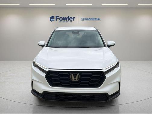 Platinum White Pearl 2026 Honda CR-V LX