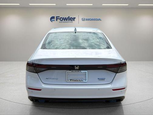 Platinum White Pearl 2026 Honda Accord Hybrid Touring