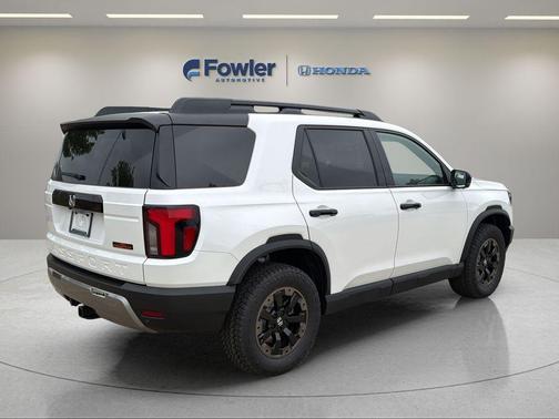 Platinum White Pearl 2026 Honda Passport TrailSport Elite