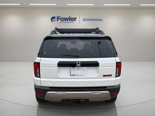 Platinum White Pearl 2026 Honda Passport TrailSport Elite