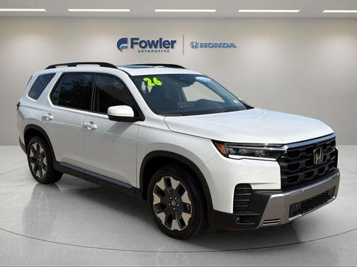 Platinum White Pearl 2026 Honda Pilot Elite