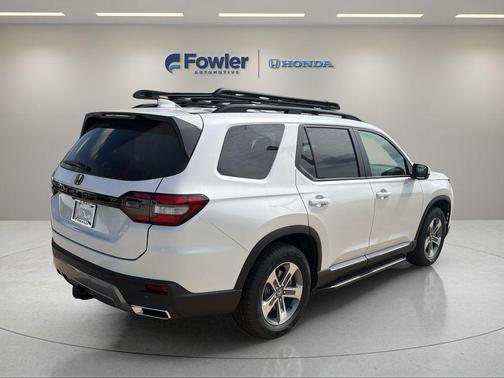 Platinum White Pearl 2026 Honda Pilot EX-L