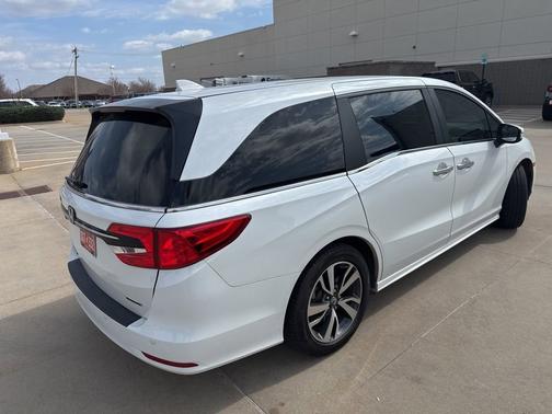 2023 Honda Odyssey 