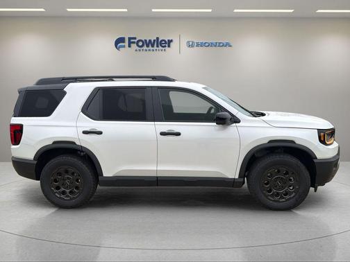 Platinum White Pearl 2026 Honda Passport TrailSport Elite