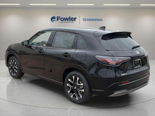 Crystal Black Pearl 2026 Honda HR-V EX-L
