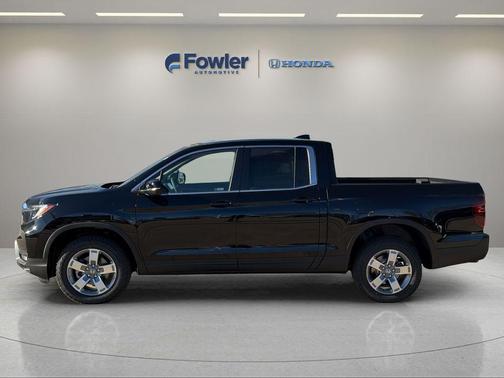 Crystal Black Pearl 2026 Honda Ridgeline RTL