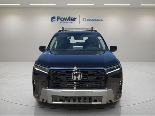 Crystal Black Pearl 2026 Honda Pilot Elite