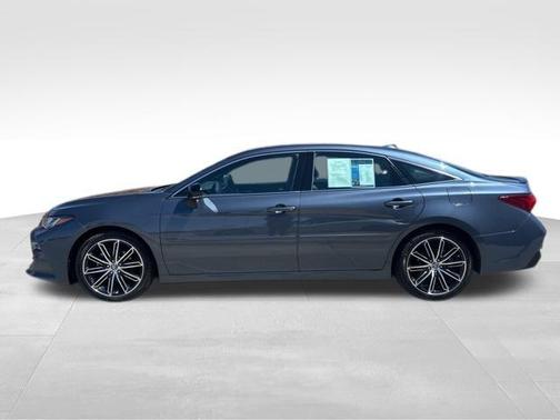 2019 Toyota Avalon XLE Touring