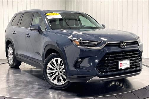 Storm Cloud 2024 Toyota Grand Highlander Platinum