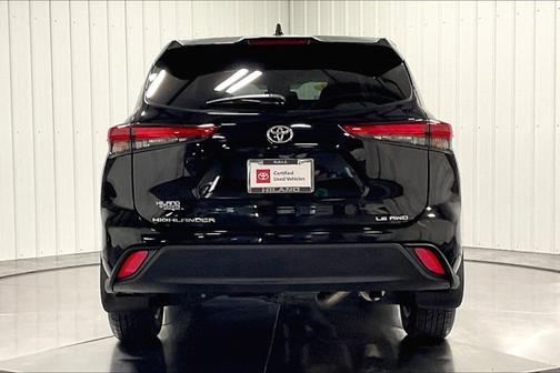2020 Toyota Highlander LE