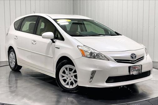 Blizzard Pearl 2012 Toyota Prius v Five