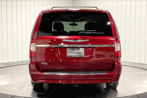 2012 Chrysler Town & Country Limited