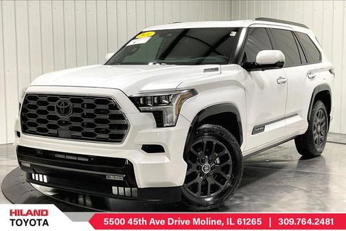 Wind Chill Pear 2024 Toyota Sequoia Platinum