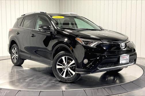 2016 Toyota RAV4 XLE