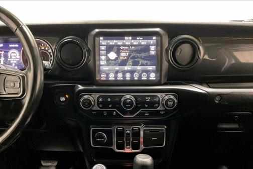 2022 Jeep Gladiator Altitude