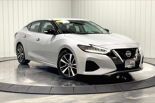 2023 Nissan Maxima SV