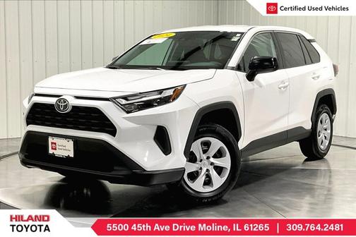 2024 Toyota RAV4 LE