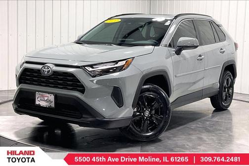 2022 Toyota RAV4 Hybrid XLE