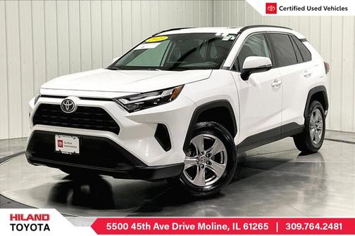 2023 Toyota RAV4 XLE