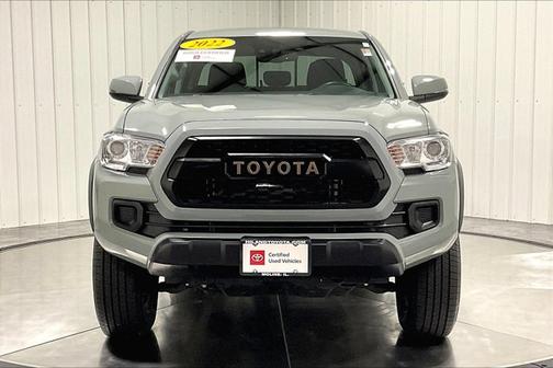 2022 Toyota Tacoma Base