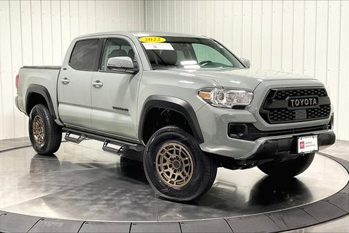 2022 Toyota Tacoma Base