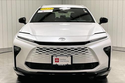 White 2025 Toyota Crown Signia XLE