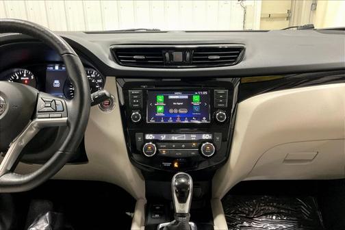 2022 Nissan Rogue Sport SL