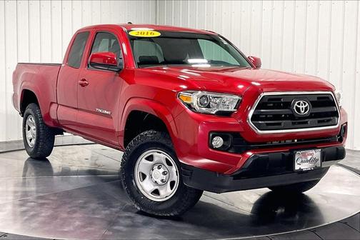 Barcelona Red M 2016 Toyota Tacoma SR5