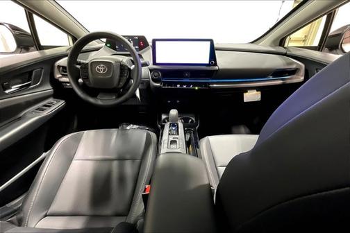 2025 Toyota Prius XLE