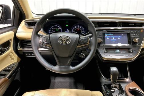 2018 Toyota Avalon Hybrid Limited