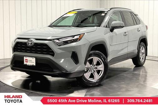 2022 Toyota RAV4 XLE