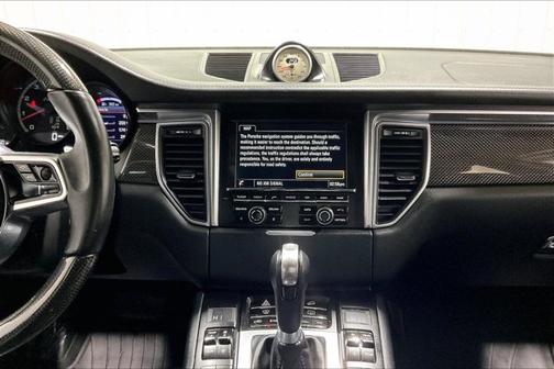 2016 Porsche Macan Turbo