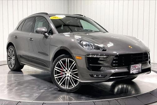 2016 Porsche Macan Turbo