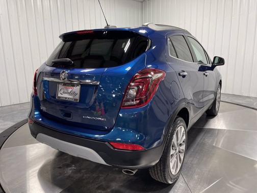 Photo 5 of 37 of 2019 Buick Encore Preferred