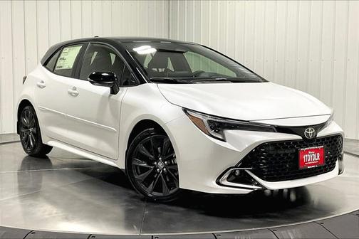 2025 Toyota Corolla Hatchback XSE