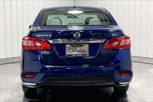 Deep Blue Pearl 2017 Nissan Sentra SV
