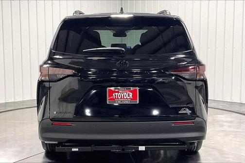 2026 Toyota Sienna Woodland Edition