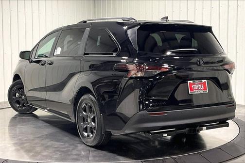 2026 Toyota Sienna Woodland Edition