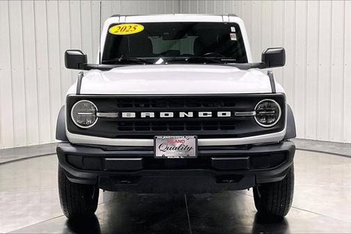 Oxford White 2025 Ford Bronco Big Bend