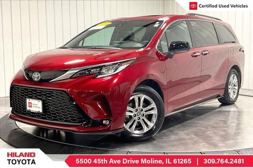 2022 Toyota Sienna XSE