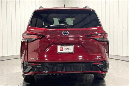 2022 Toyota Sienna XSE