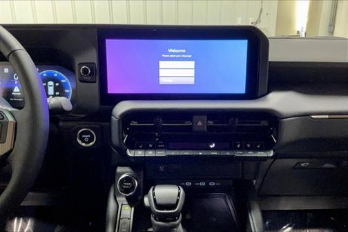 2025 Toyota Land Cruiser 