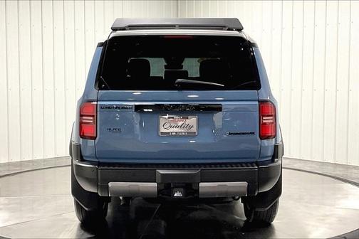 2025 Toyota Land Cruiser 