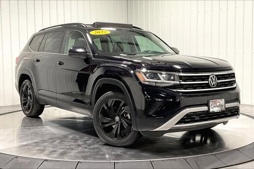 2022 Volkswagen Atlas 3.6L V6 SE w/Technology