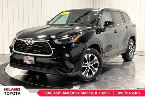 Midnight Black 2023 Toyota Highlander XLE